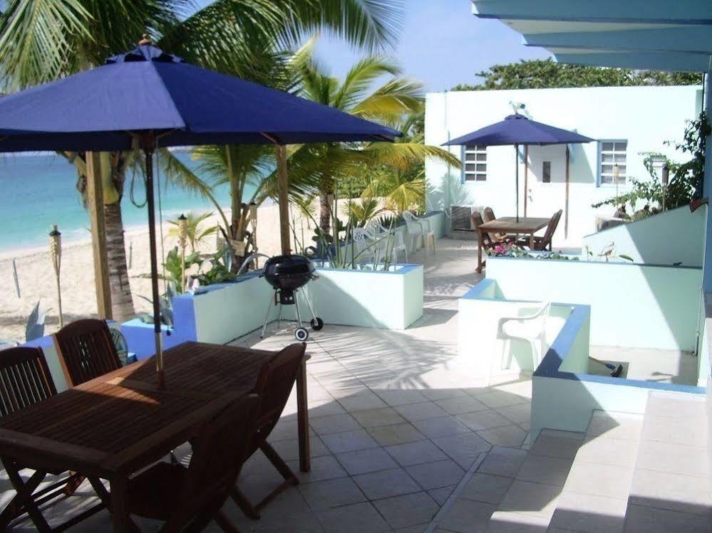 Azure Hotel And Art Studio Simpson Bay Exteriör bild