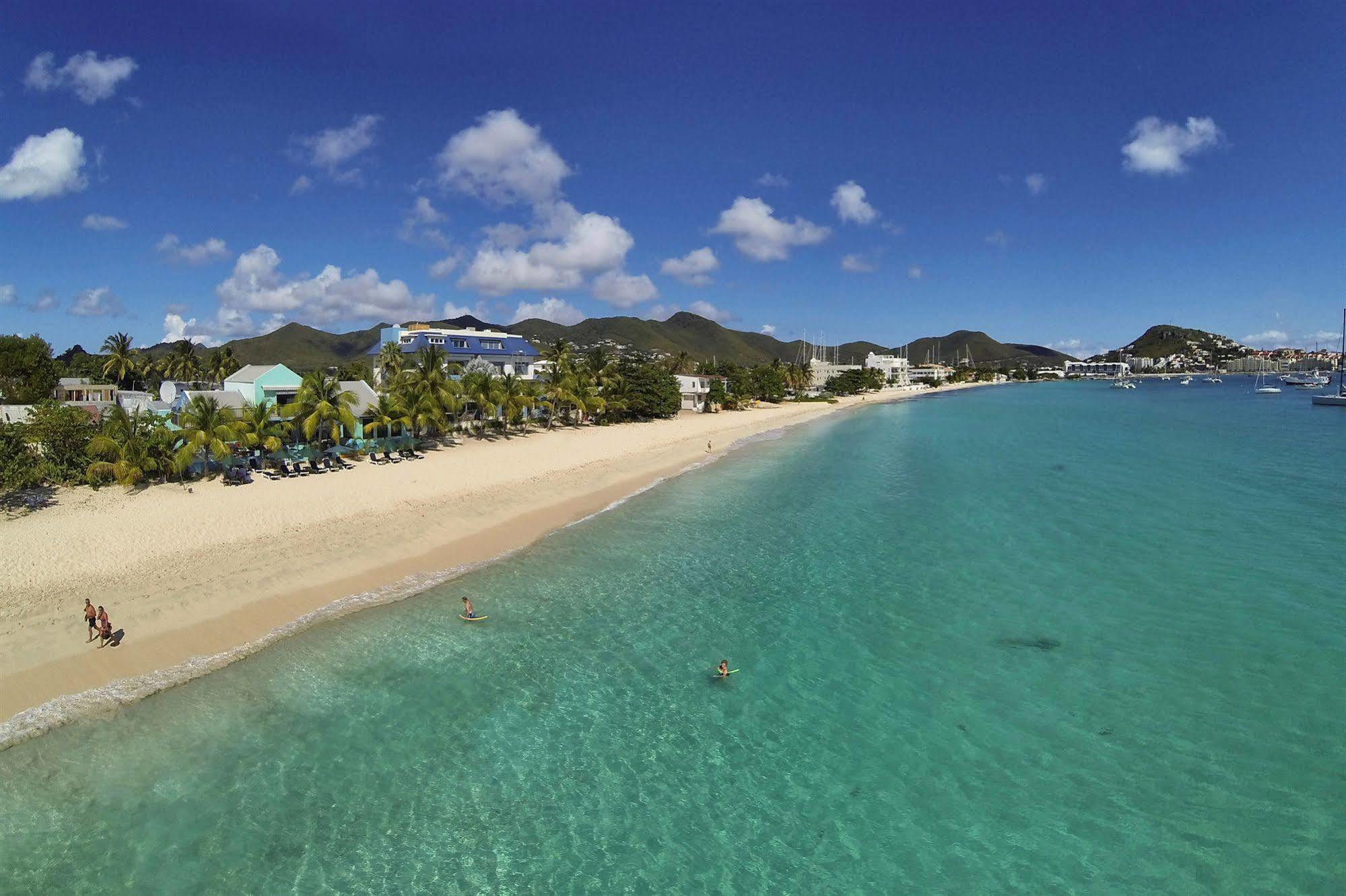 Azure Hotel And Art Studio Simpson Bay Exteriör bild
